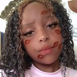 Meet your Posher, Jade